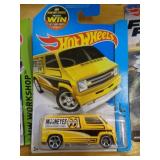 HOT WHEELS MIB 77 DODGE VAN 2013