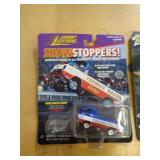 JOHNNY LIGHTNING MIB DODGE 1999