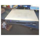 DVD PLAYER NO REMOTE UNTESTED / UT