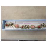 CAMEO BRACELET