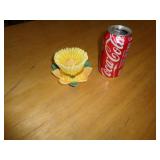 AVON MUSICAL FLOWER TRINKET BOX