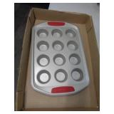 KITCHENAID MUFFIN PAN