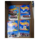 HOT WHEELS