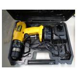 DEWALT DRILL / NEEDS REPAIR