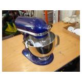 KITCHENAID MIXER WITH ATTACHMENTS
