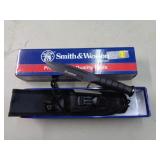 SMITH & WESSON KNIFE / NEW