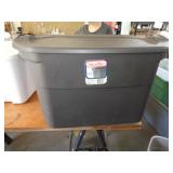 39 GALLON TOTE W LID / LW