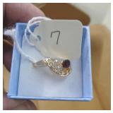COSTUME JEWELRY - RING SZ 7