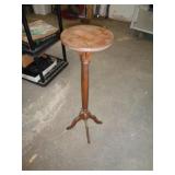 WOOD STAND  / LW