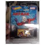 HOT WHEELS MIB - BREAD BOX 2014
