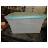 SMALL TOTE W LID / UT