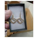 COSTUME JEWELRY - EARRINGS