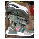 SHOES SZ 8.5