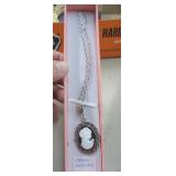 CAMEO NECKLACE