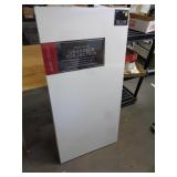24"X48" CANVAS ON FRAME / UT