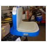 FOLD UP GAMING CHAIR