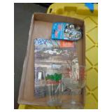 LOT OF VINTAGE ITEMS