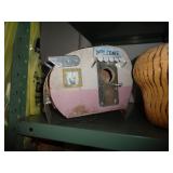 TRAILER BIRDHOUSE / B