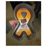 RIBBON CAKE MOLD / B