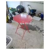 METAL FOLDING TABLE / G