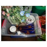LOT OF DECOR / B