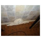 WHITE DECOR / B
