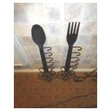 FORK & SPOON POT & PAN HOLDERS / B