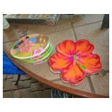 PLASTIC SANDWICH PLATES / P