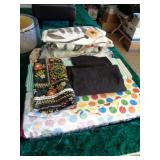 LOT OF FABRIC / B