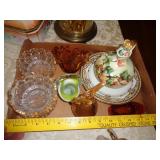 10+ PIECES OF MISC GLASSWARE / BW