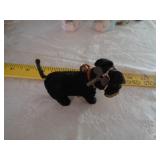 VINTAGE WIND UP TOY DOG WITH KEY / WORKS