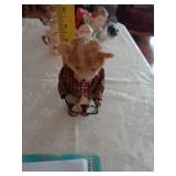 VINTAGE WIND UP TOY BEAR W GLASSES / TIN / WORKS