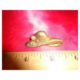 BROOCH
