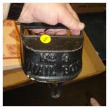 GRISWOLD CAST IRON MAIL BOW TOP