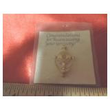 AVON DOOR KNOCKER AWARD PIN