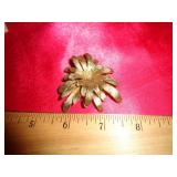 BROOCH AVON