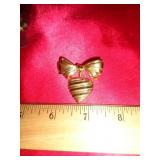 BROOCH AVON LOVE YOU GRANDMA