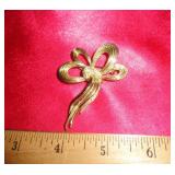 BROOCH