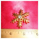 BROOCH