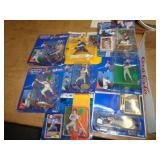 STARTING LINEUP FIGURES