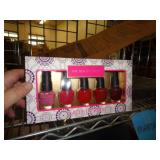 NAIL POLISH