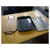 BAKING PANS & SERVER
