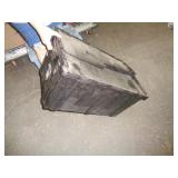 HINGED LID TOTE / UT