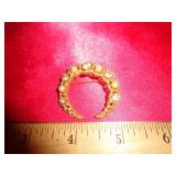 BROOCH