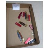 10 POCKETKNIVES
