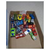 26 HOT WHEELS