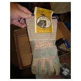 WORK GLOVES