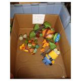 NINJA TURTLES & OTHER FIGURES