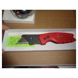 MILWAUKEE RAZOR KNIFE