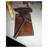 MINI ANVIL & HAMMER CAST IRON / FR MINI ANVIL & HAMMER CAST IRON / FR